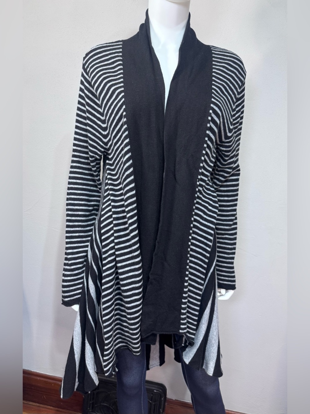 NWOT Black & Gray Open-Front Women's Cardigan Sweater
